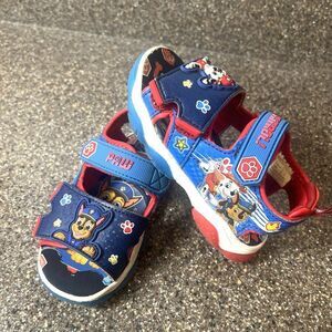 PAW Patrol Light Up Sandals Kids Toddler Size 8 Blue Classic Synthetic Snap Shoe